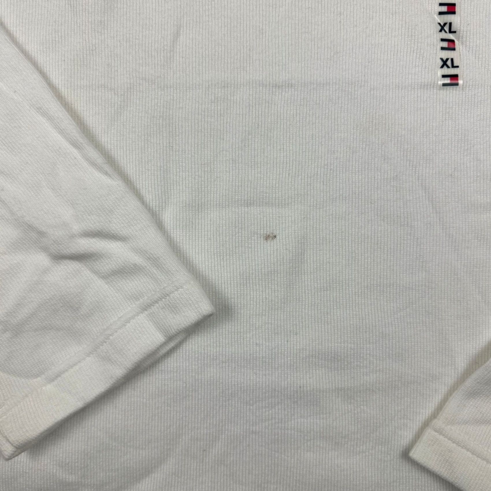 Tommy Hilfiger VINTAGE Tommy Hilfiger Jeans Shirt XL White Knit Crew Neck Logo Long Sleeve Men Shirt Size US XL / EU 56 / 4 - 4 Thumbnail