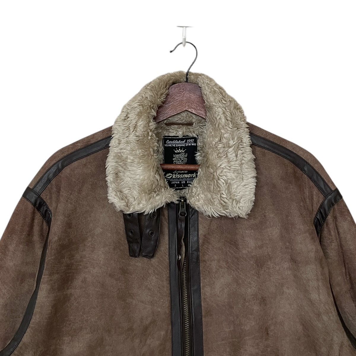 Japanese Brand Vintage Japanese Brand Kissmark B-3 Shearling Jacket 2000s Size US L / EU 52-54 / 3 - 8 Thumbnail
