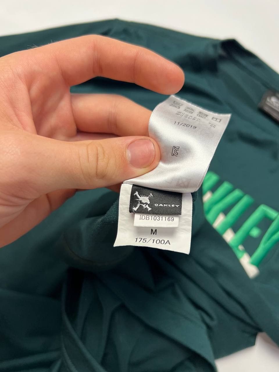 Oakley 👕 Oakley Tech Logo Tee Size US M / EU 48-50 / 2 - 3 Thumbnail