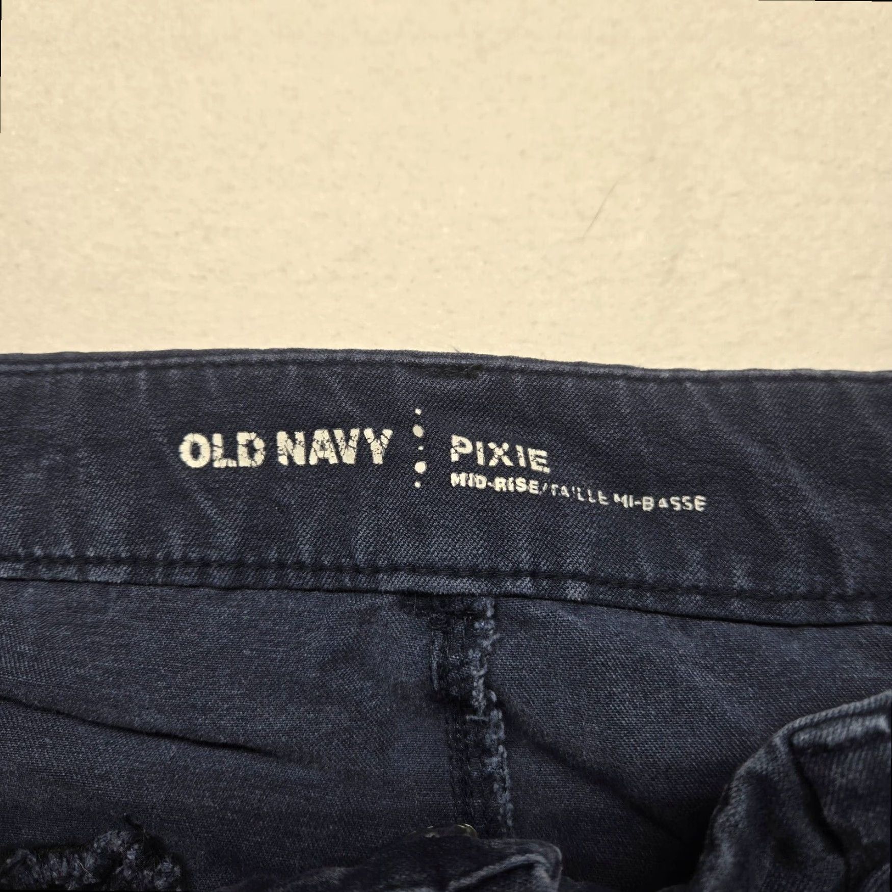 Old Navy Old Navy Mid Rise Pixie Jeans Dark Blue Women's 16 Standard Size 38" / US 16 / IT 52 - 3 Thumbnail