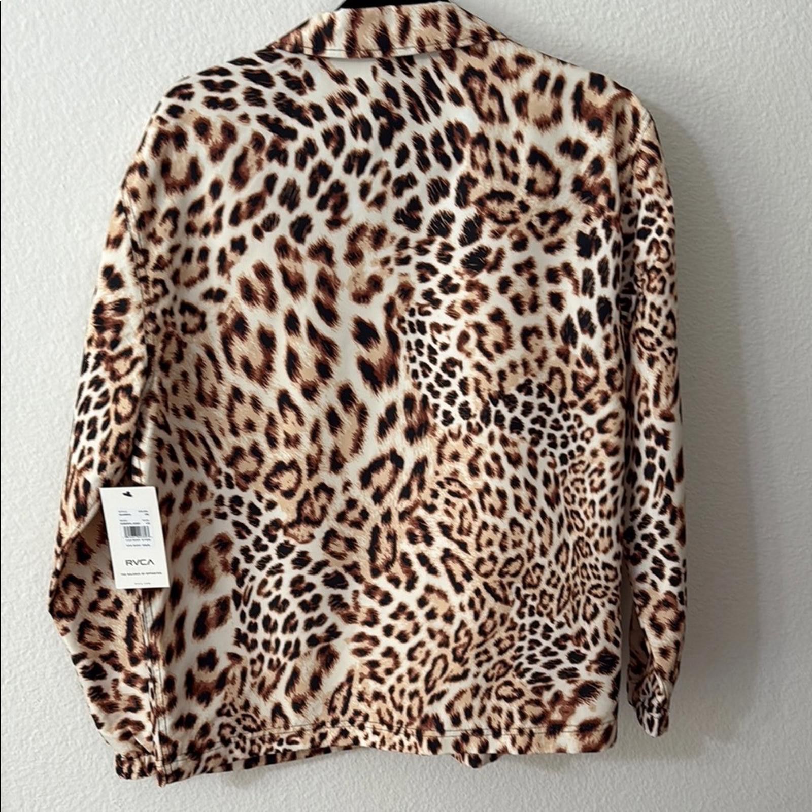 RVCA RVCA leopard statement rain coat/jacket NWT size L Size L / US 10 / IT 46 - 4 Thumbnail