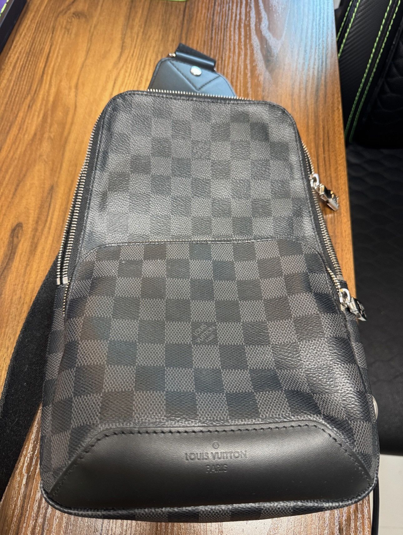 Louis Vuitton Louis Vuitton - Avenue Sling Bag Size ONE SIZE - 3 Thumbnail