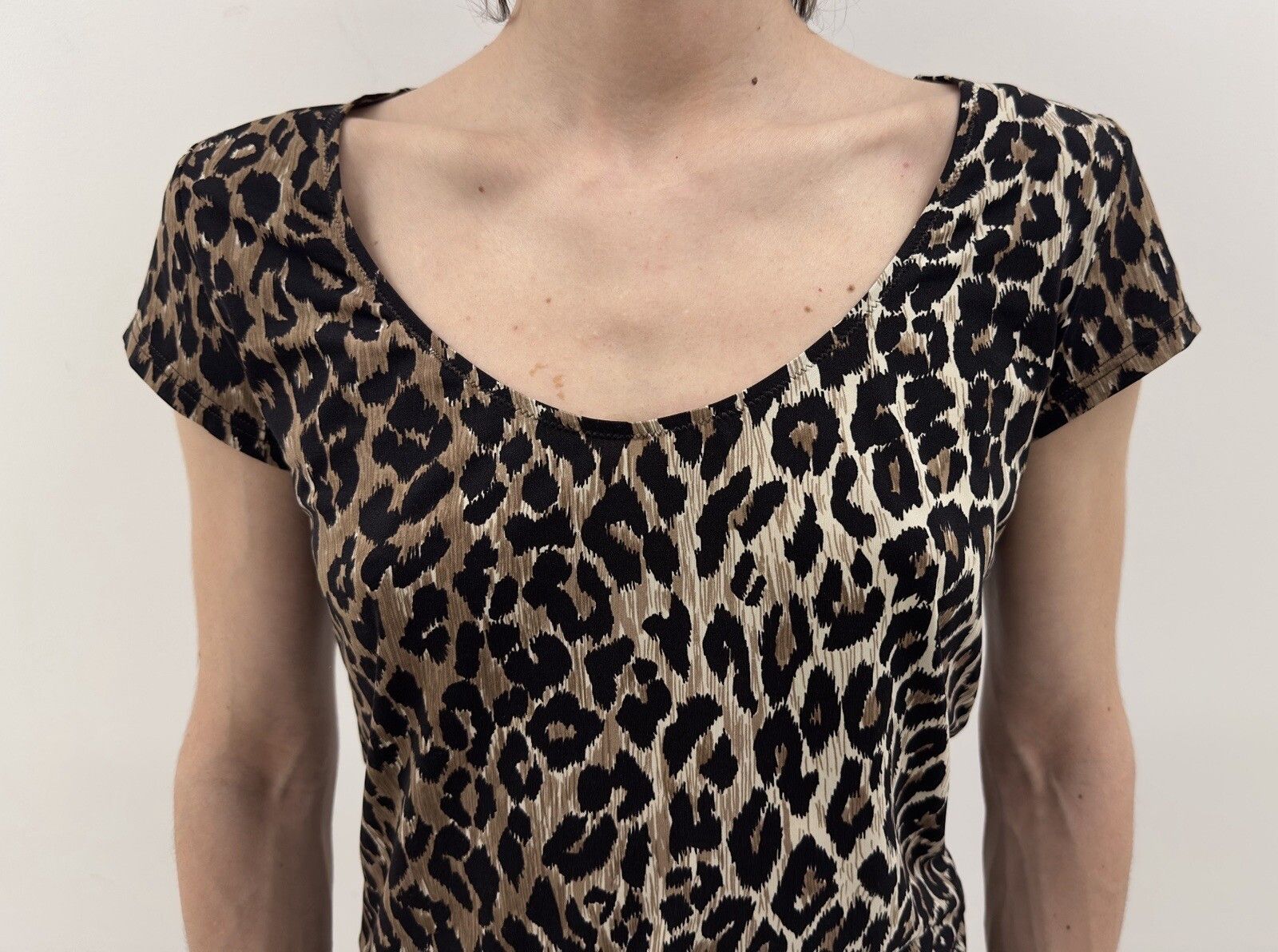 Dolce & Gabbana Dolce&Gabbana Leopard Womens Top T-shirt Size L Size L / US 10 / IT 46 - 2 Thumbnail