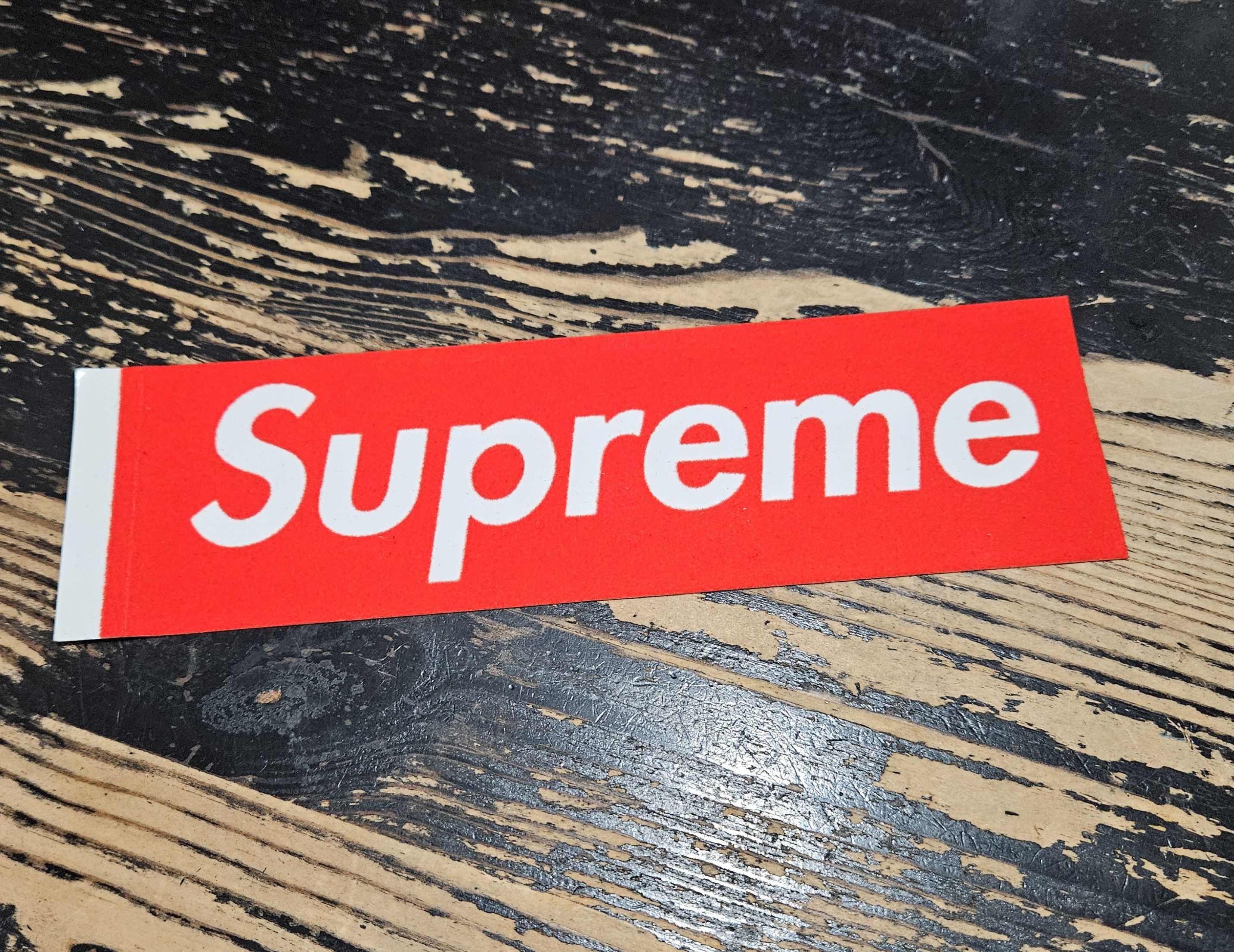 Supreme Supreme Felt Red Box Logo Sticker SS17 *READ DESCRIPTION* Size ONE SIZE - 1 Preview