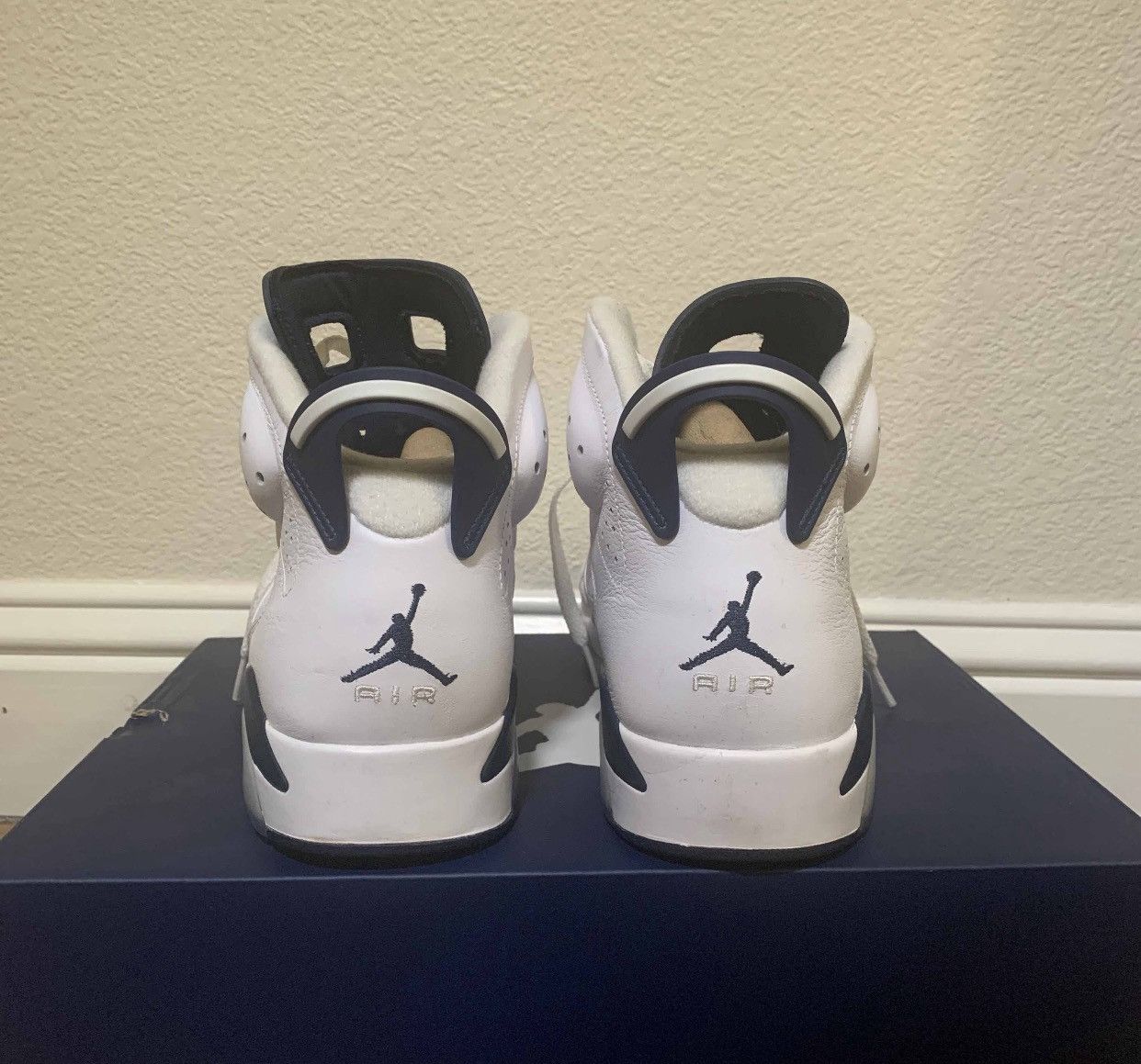 Jordan Brand Air Jordan 6 Retro 'Midnight Navy' 2022 Size US 10 / EU 43 - 4 Thumbnail