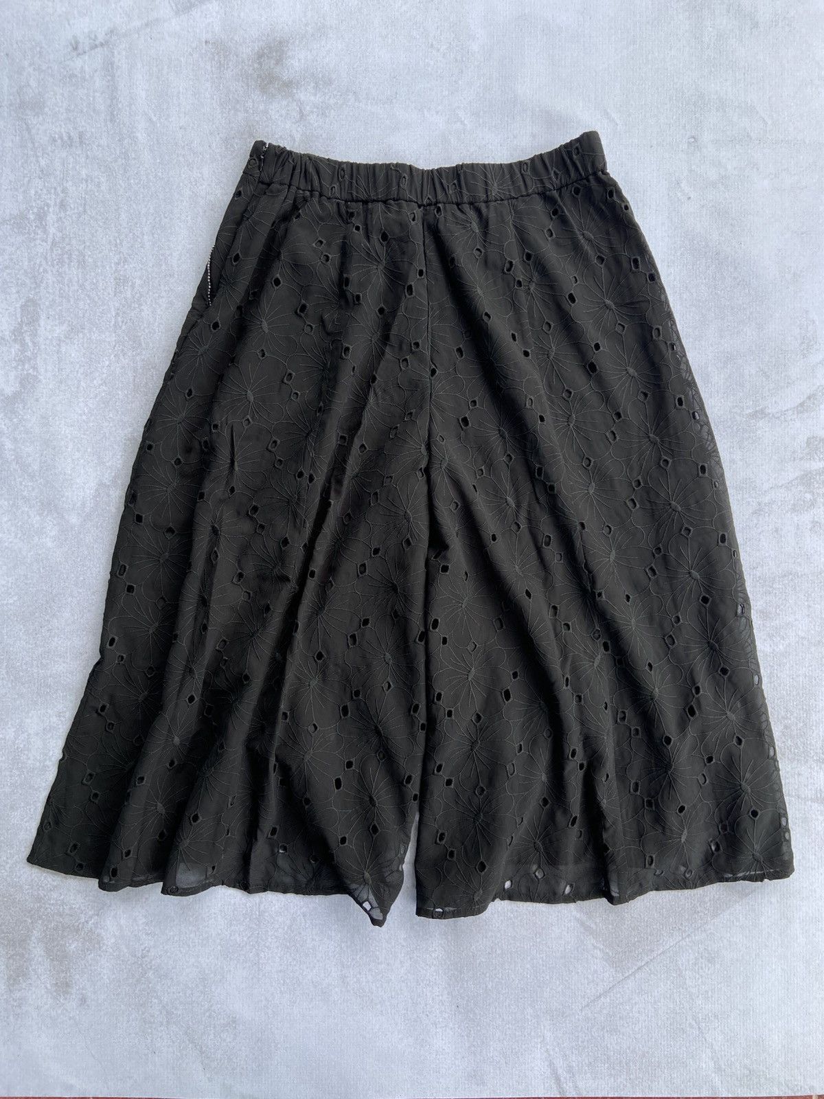 Anna Sui Anna Sui Cropped Wide Leg Black Pants Women's 2021 Size 27" / US 4 / IT 40 - 2 Thumbnail