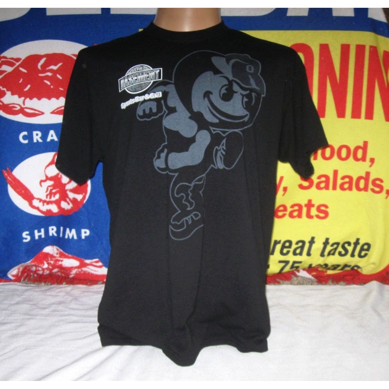 Gildan Nike Basement Sports Bar & Grill Northeast Ohio t Shirt Mens XL Black Gildan Dryblend Cotton Short Sleeve Graphic Print Crew Neck Vintage No Size US XL / EU 56 / 4 - 2 Thumbnail