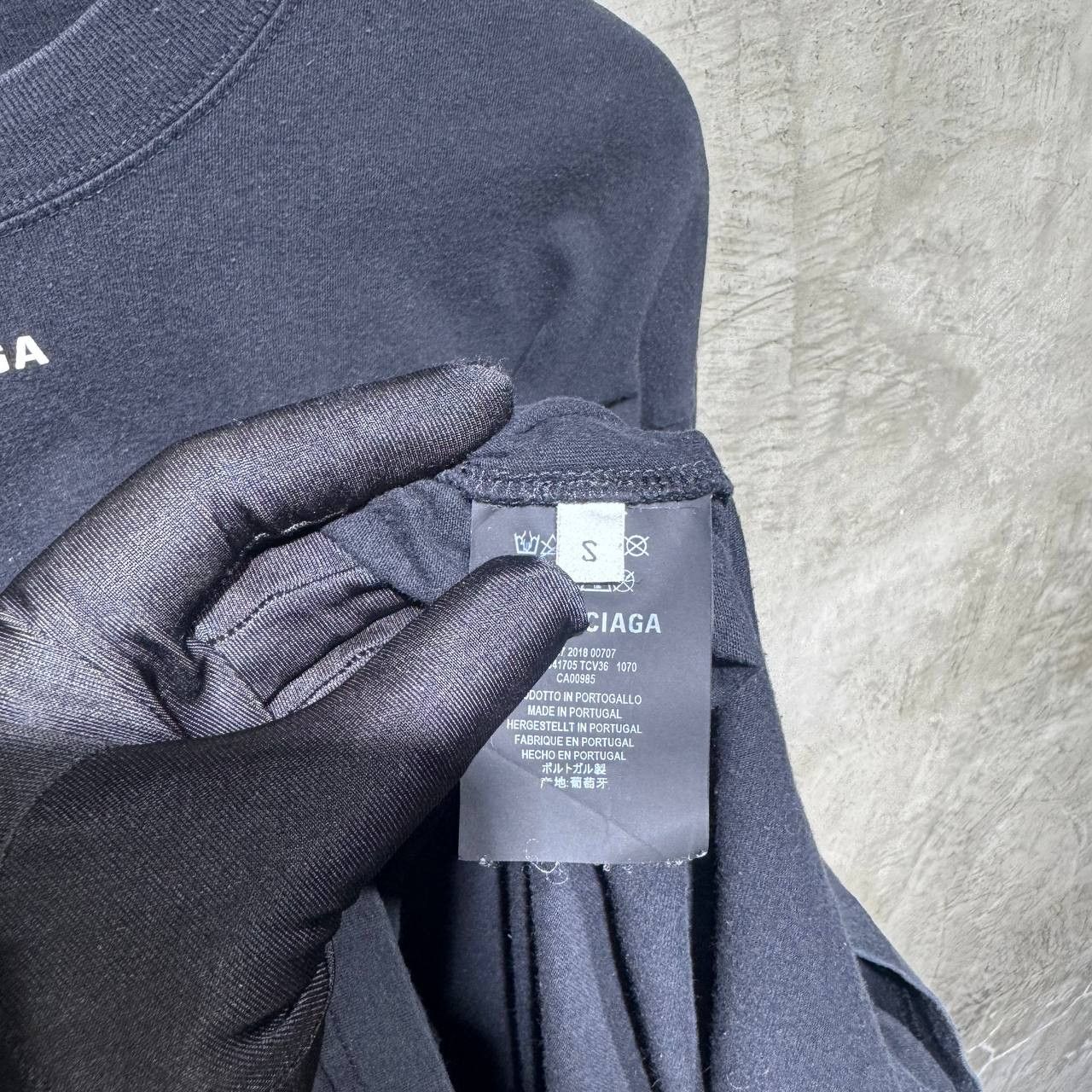 Balenciaga Balenciaga World Food Programme Tee Size US L / EU 52-54 / 3 - 8 Thumbnail