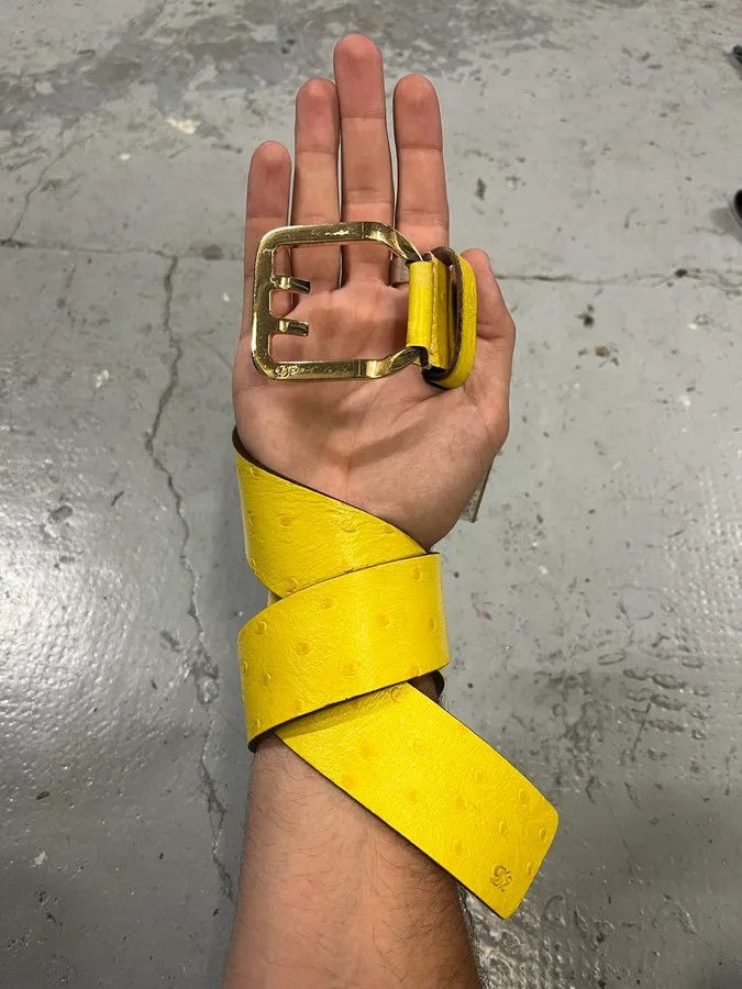 Designer × Dsquared2 × Vintage Dsquared2 Yellow Ostrich Effect Leather Belt Size ONE SIZE - 1 Thumbnail