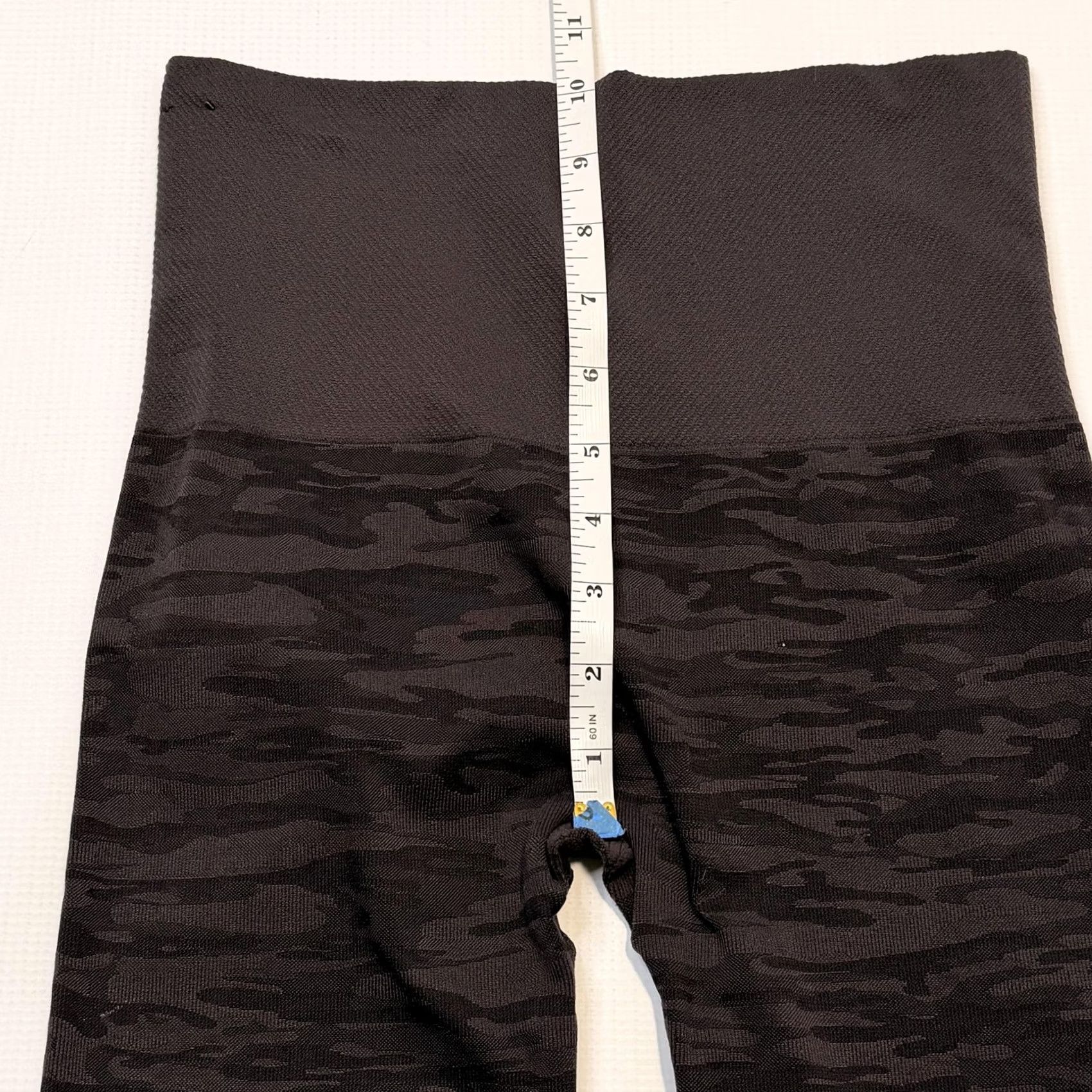 Spanx Assets by Spanx Leggings Women's Small Black Camouflage High Rise Ankle Shaping Knit Nyl Spandex Elastic Waist Trouser? Size 28" / US 6 / IT 42 - 7 Thumbnail
