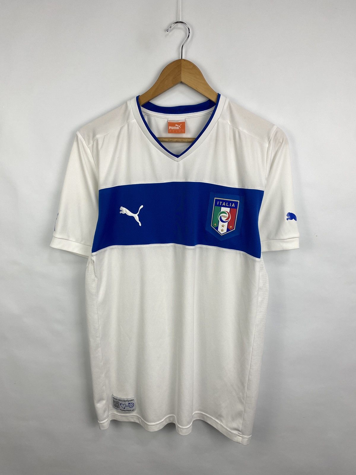 Puma 🇮🇹 Vintage Y2K Puma Italy Soccer Jersey T-Shirt Retro Rare Size US L / EU 52-54 / 3 - 3 Thumbnail