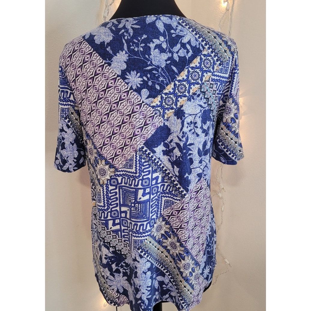 Chicos Chico’s Patchwork Print Short Sleeve Blouse Blue Size 2 L Size L / US 10 / IT 46 - 2 Thumbnail