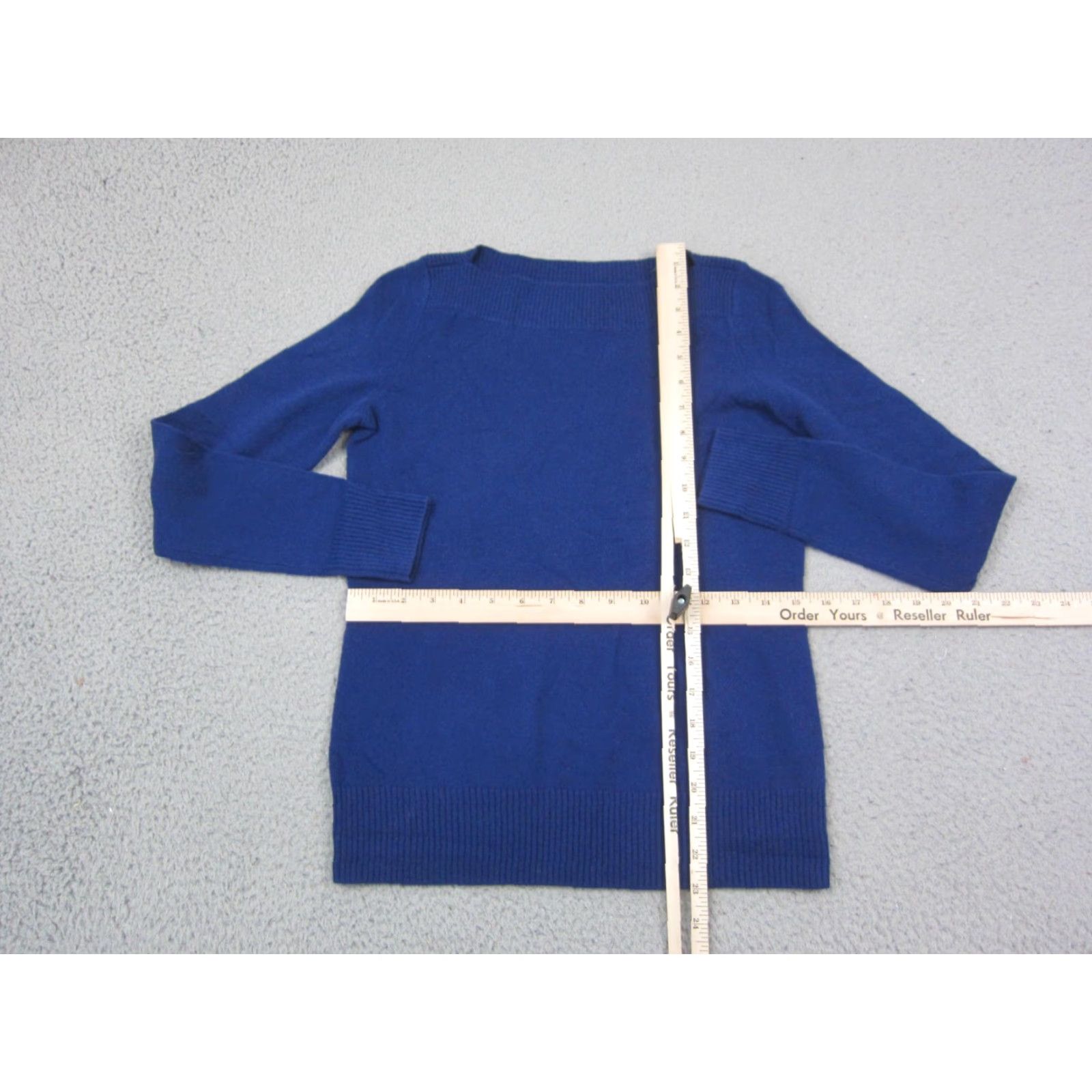 Talbots Talbots Sweater Womens S Blue 100% Cashmere Crew Neck Knit Pullover Ladies Family Classic 90s Pattern Solid Knit Short Description Not Included Size S / US 4 / IT 40 - 6 Thumbnail