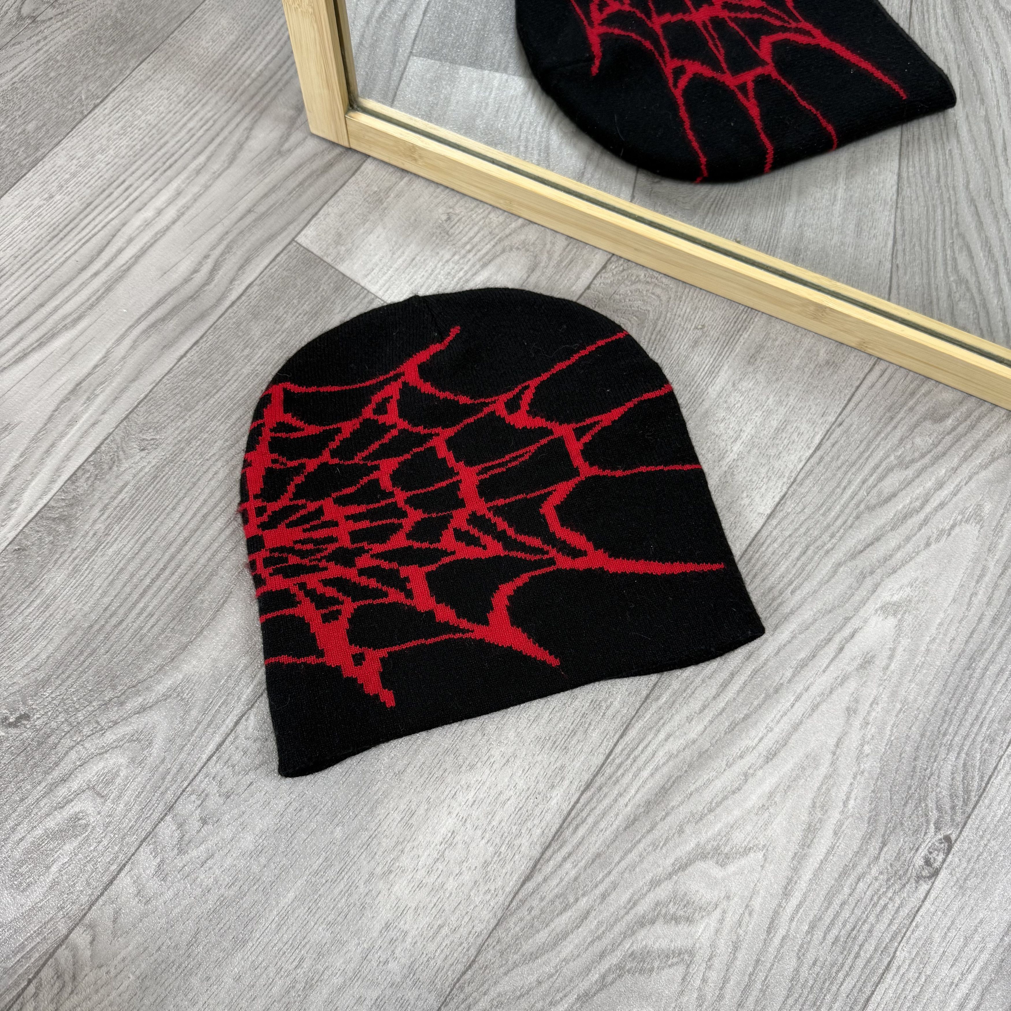 Vintage Vintage Spider Web Gorpcore Beanie Winter Hat Size ONE SIZE - 1 Thumbnail