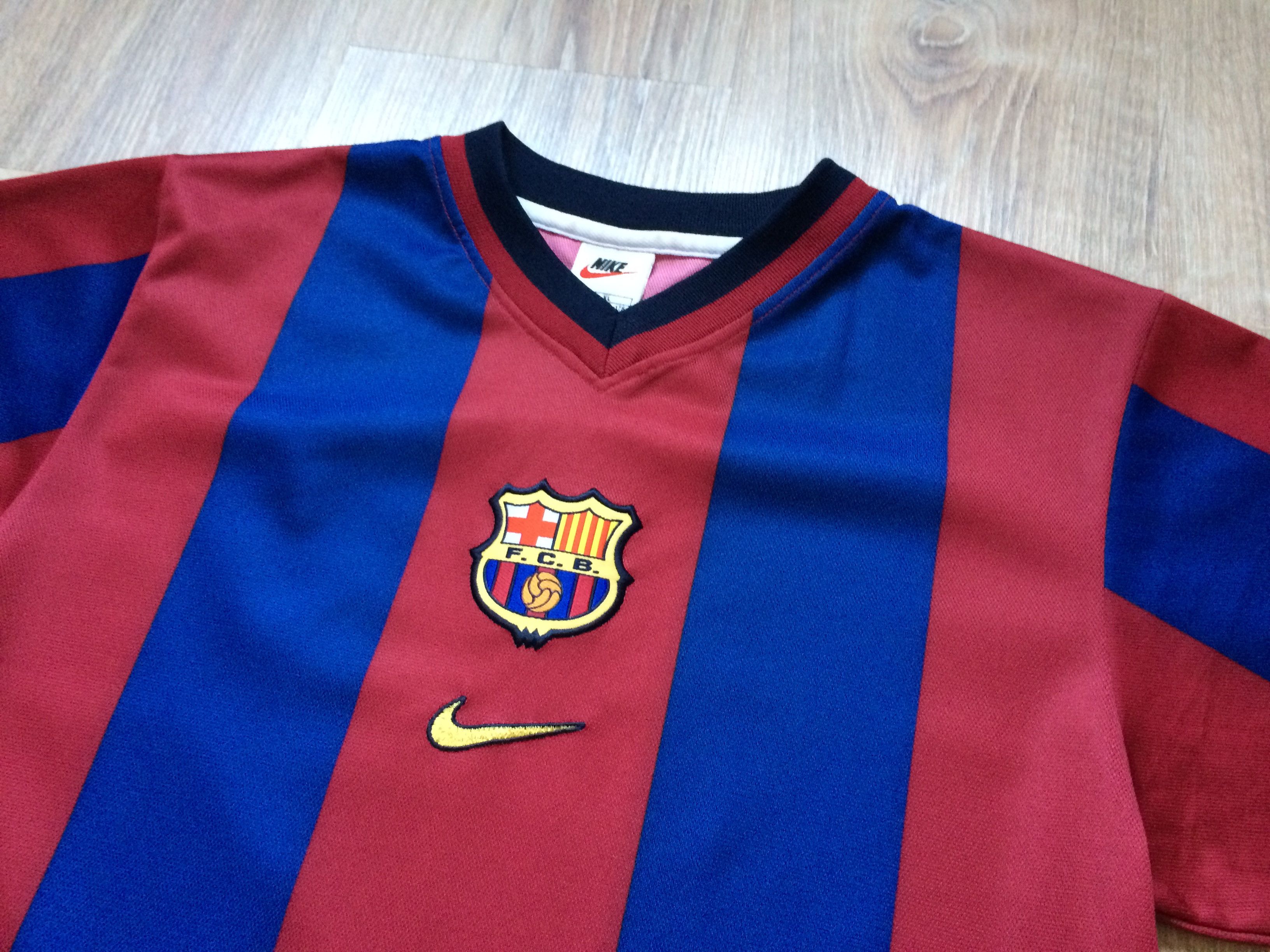 Nike Vintage Youth Nike Barcelona Basic Home Jersey 1998-2000 Size US XXS / EU 40 - 4 Thumbnail