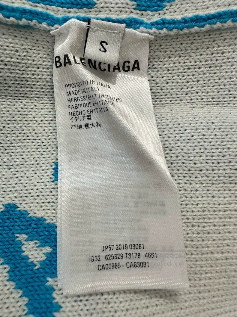 Balenciaga Balenciaga Full Logo Pattern Round Neck Sweater Size S / US 4 / IT 40 - 4 Thumbnail