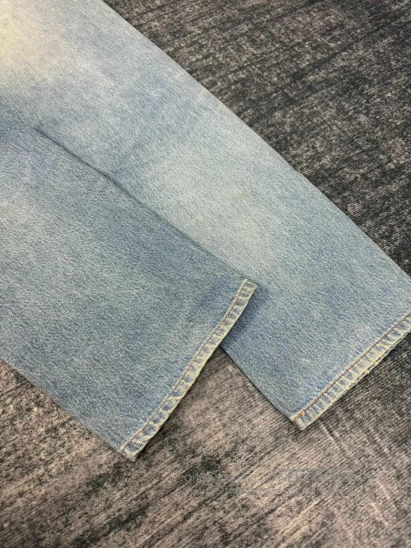 Levi's Vintage Levi's 501 90s American Blue Jeans. Size US 32 / EU 48 - 7 Thumbnail