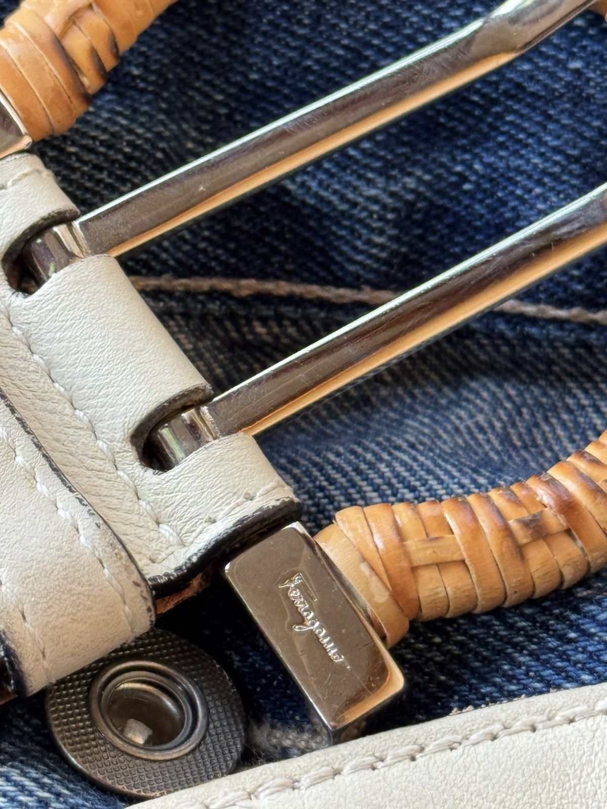 Salvatore Ferragamo × Vintage Salvatore Ferragamo vintage beige belt leather wmns Size ONE SIZE - 4 Thumbnail
