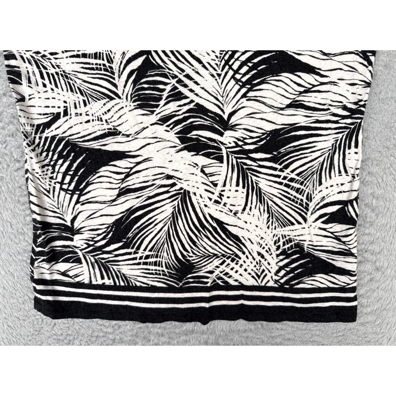 Ralph Lauren VINTAGE Lauren Ralph Lauren Shirt Women L Black Floral Crew Neck Linen Blend Size L / US 10 / IT 46 - 5 Thumbnail
