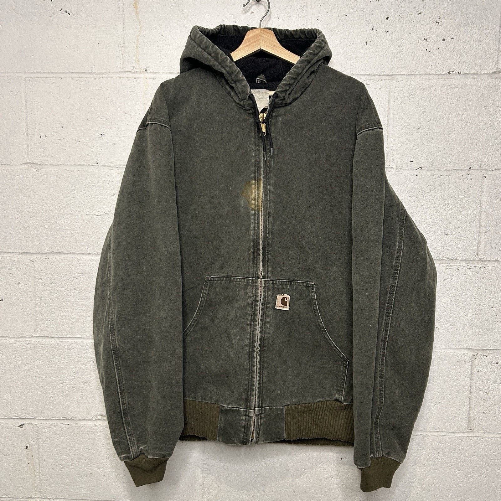 Carhartt Vintage Carhartt Quilted Hooded Active Jacket “Moss” J130 Size US XL / EU 56 / 4 - 1 Thumbnail