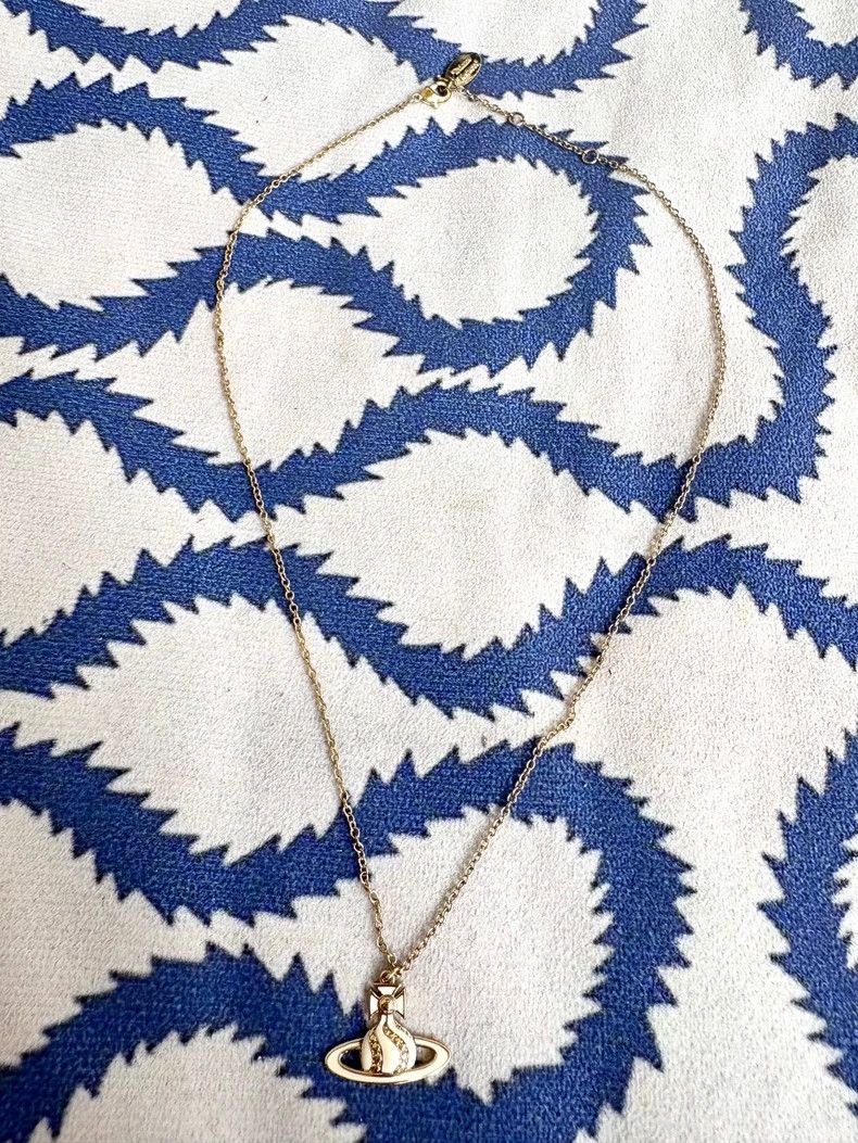 Vivienne Westwood Vivienne Westwood Vintage White Gold Saturn Necklace Size ONE SIZE - 3 Thumbnail