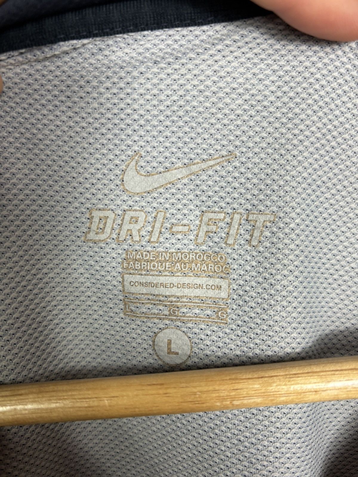 Nike PSG PARIS SAINT GERMAIN 2010/2011 HOME FOOTBALL JERSEY Size US L / EU 52-54 / 3 - 12 Thumbnail