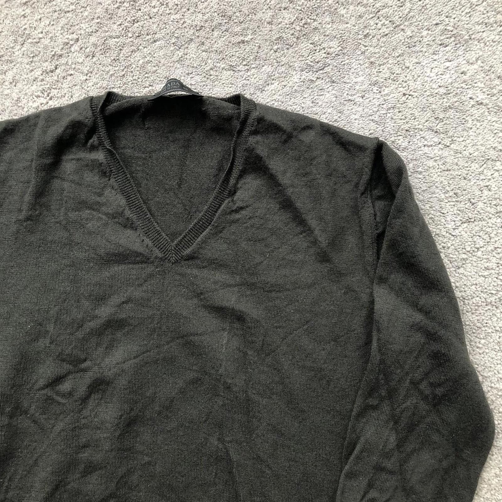 Prada Prada V Neck Sweater Jumper Size US XS / EU 42 / 0 - 2 Thumbnail