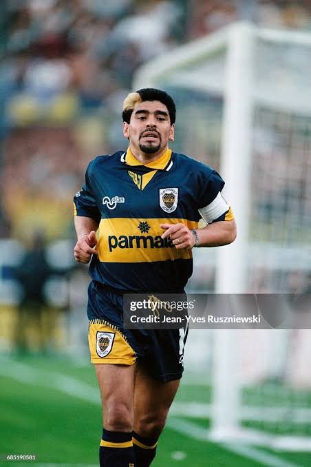 Vintage Boca Junior Home 1996 Maradona Soccer Jersey Vintage Size US L / EU 52-54 / 3 - 10 Thumbnail