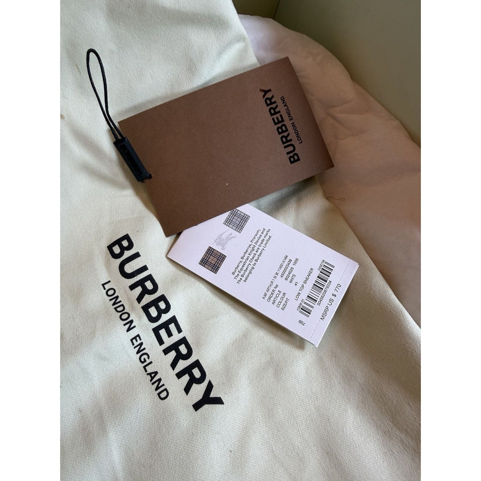 Burberry Size 41EU/8US - Burberry Arthur White Brown Size US 8 / EU 41 - 8 Thumbnail