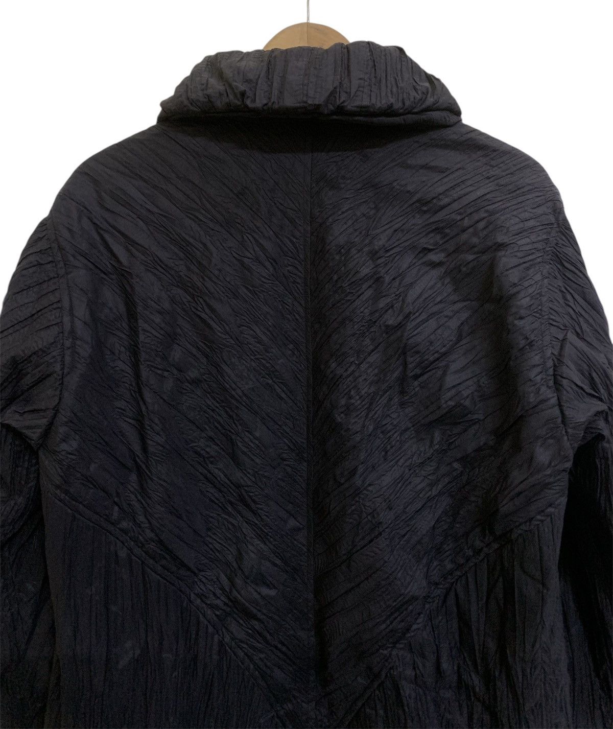 Issey Miyake 💥Vintage Issey Miyake Windcoat Pleats Jacket Size M / US 6-8 / IT 42-44 - 5 Thumbnail