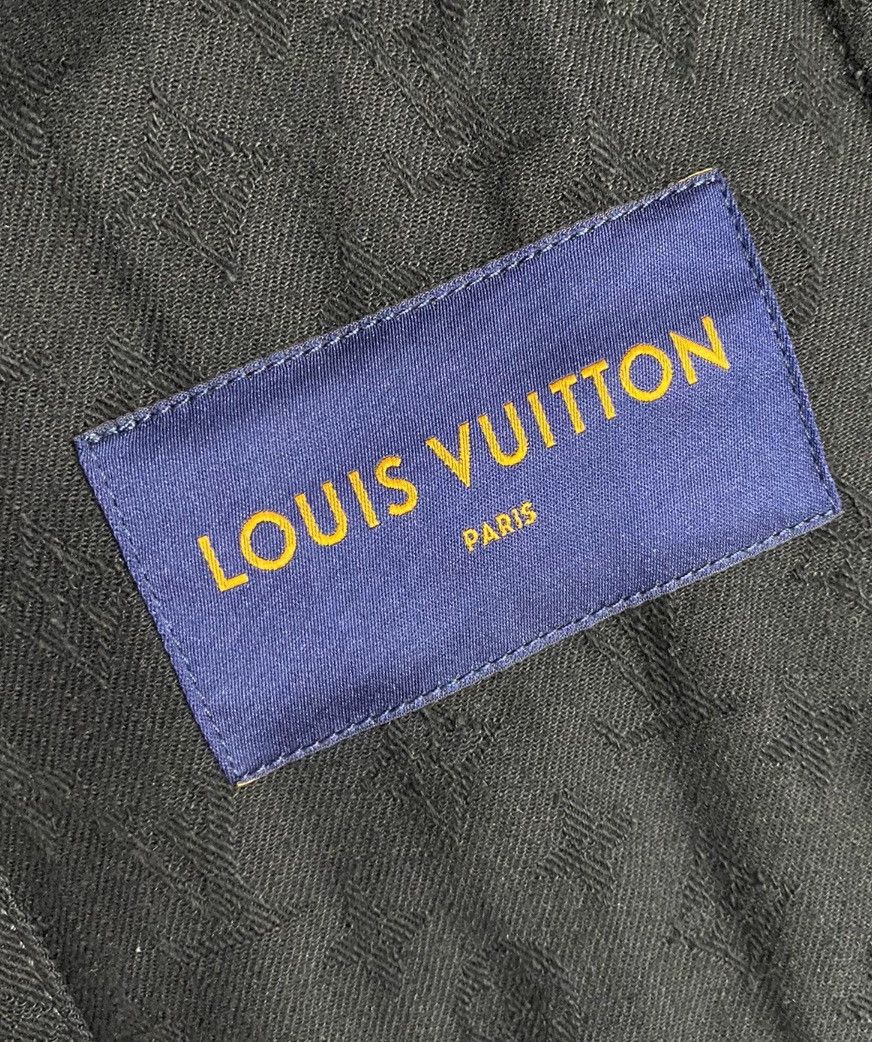 Louis Vuitton Louis Vuitton Black dark pattern full print de2412-Nextarrow Size US S / EU 44-46 / 1 - 4 Thumbnail