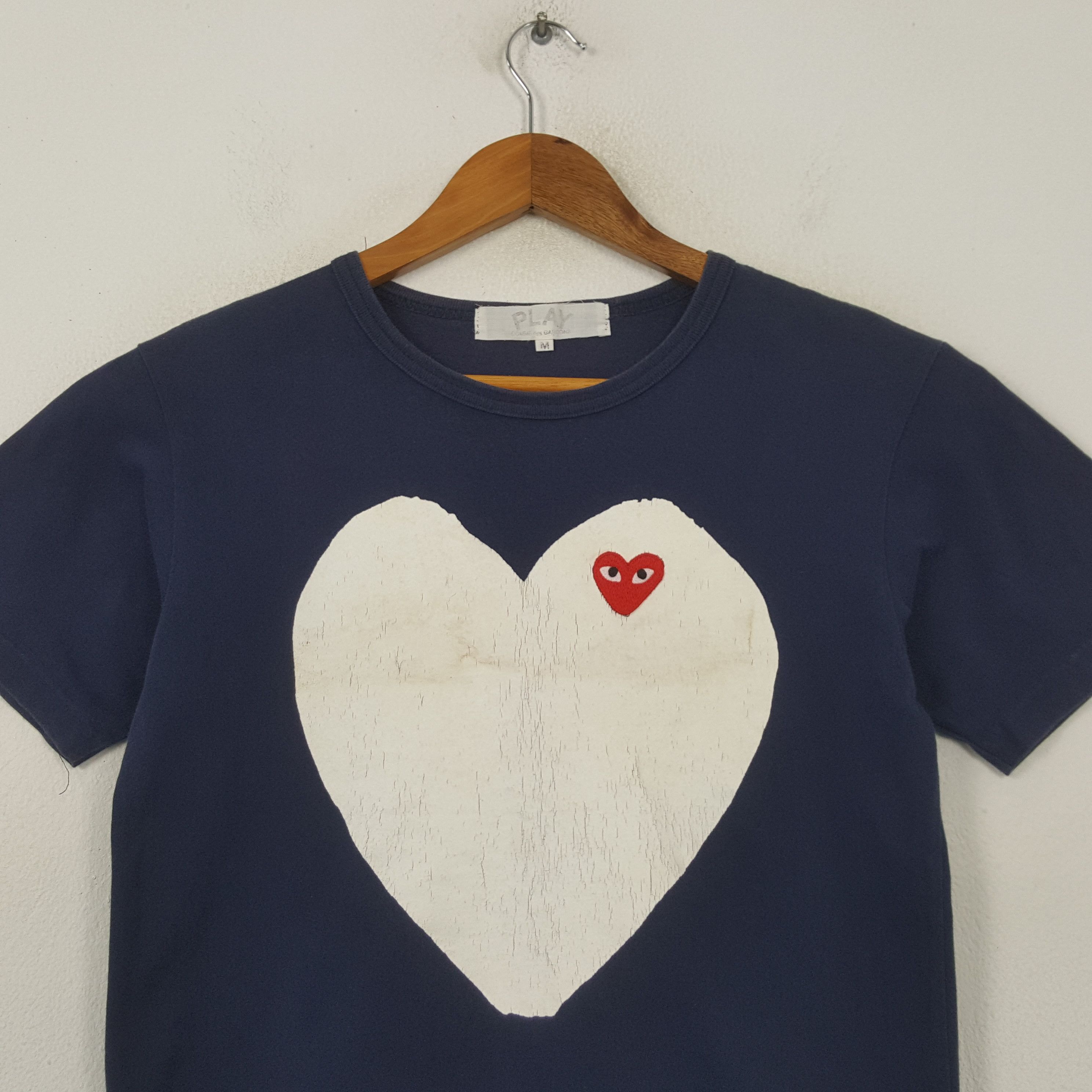 Comme des Garcons PLAY Vintage Comme Des Garçons Japanese Brand T-shirt RR6 Size US S / EU 44-46 / 1 - 2 Thumbnail