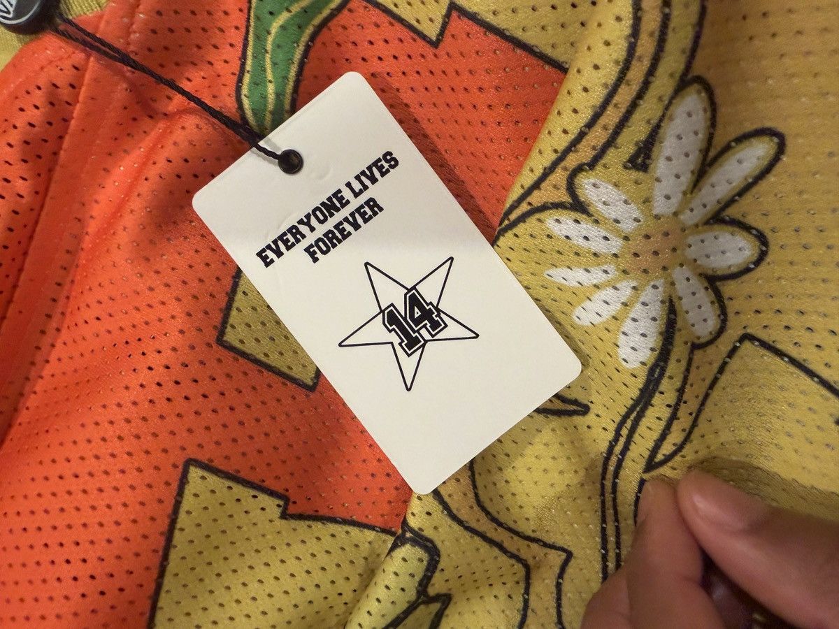Vale Vale Summer Orange Football Jersey M Size US M / EU 48-50 / 2 - 7 Thumbnail