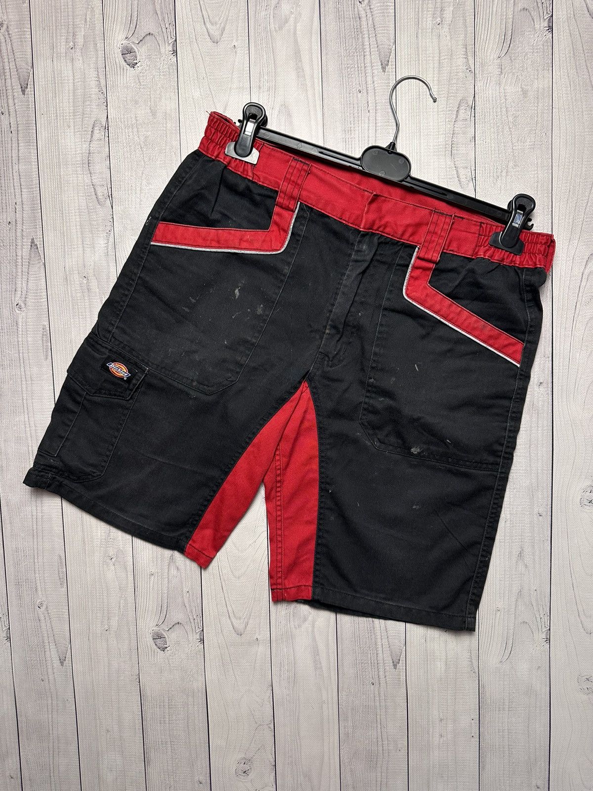 Dickies × Vintage Vintage Dickies cargo shorts size M red line rare distressed Size US 32 / EU 48 - 1 Thumbnail