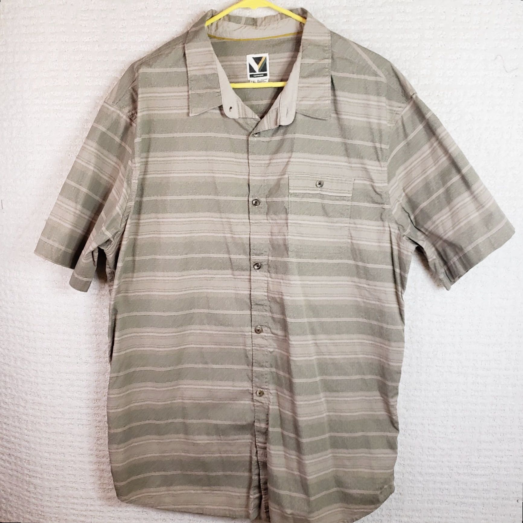 Vintage Voyager Button Shirt Men 2XL Green Beige Striped Short Sleeve Collared Button-Up Knit Stretch Regular Fit Mens Size US XXL / EU 58 / 5 - 2 Thumbnail
