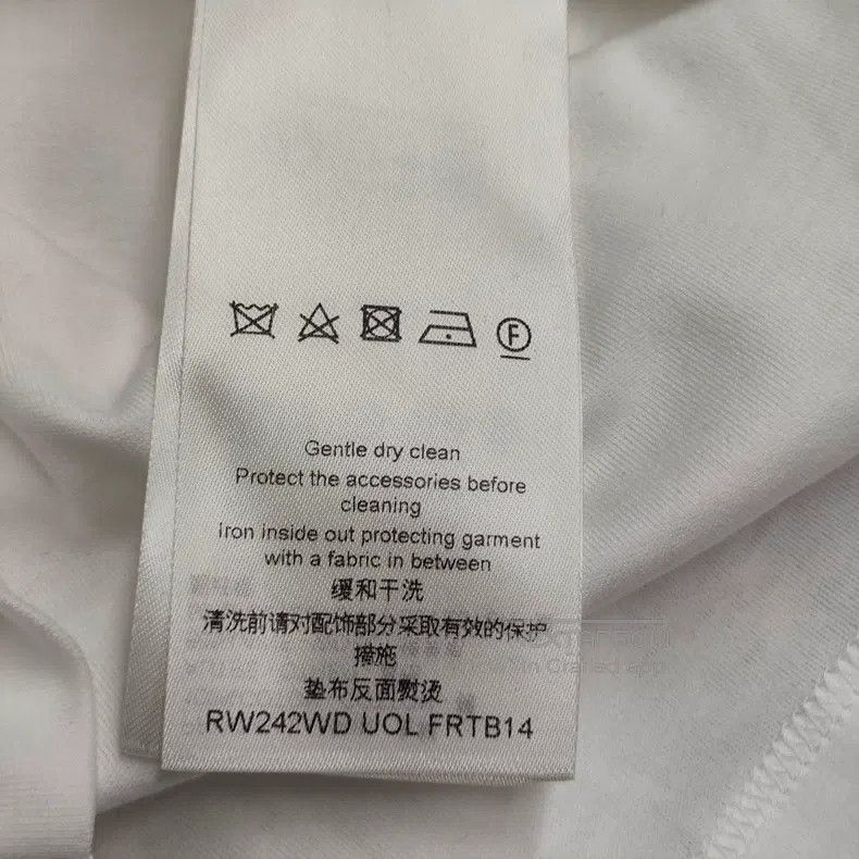 Louis Vuitton Louis Vuitton White short sleeve Size US L / EU 52-54 / 3 - 7 Thumbnail