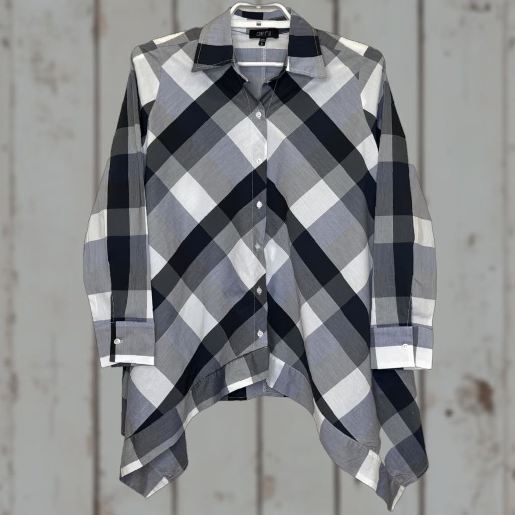 Vintage VINTAGE Comfy USA Button Front Top Womens Sz Small Black Buffalo Plaid Shark Bite Hem Shirt/Top (Buttons) Size S / US 4 / IT 40 - 1 Thumbnail