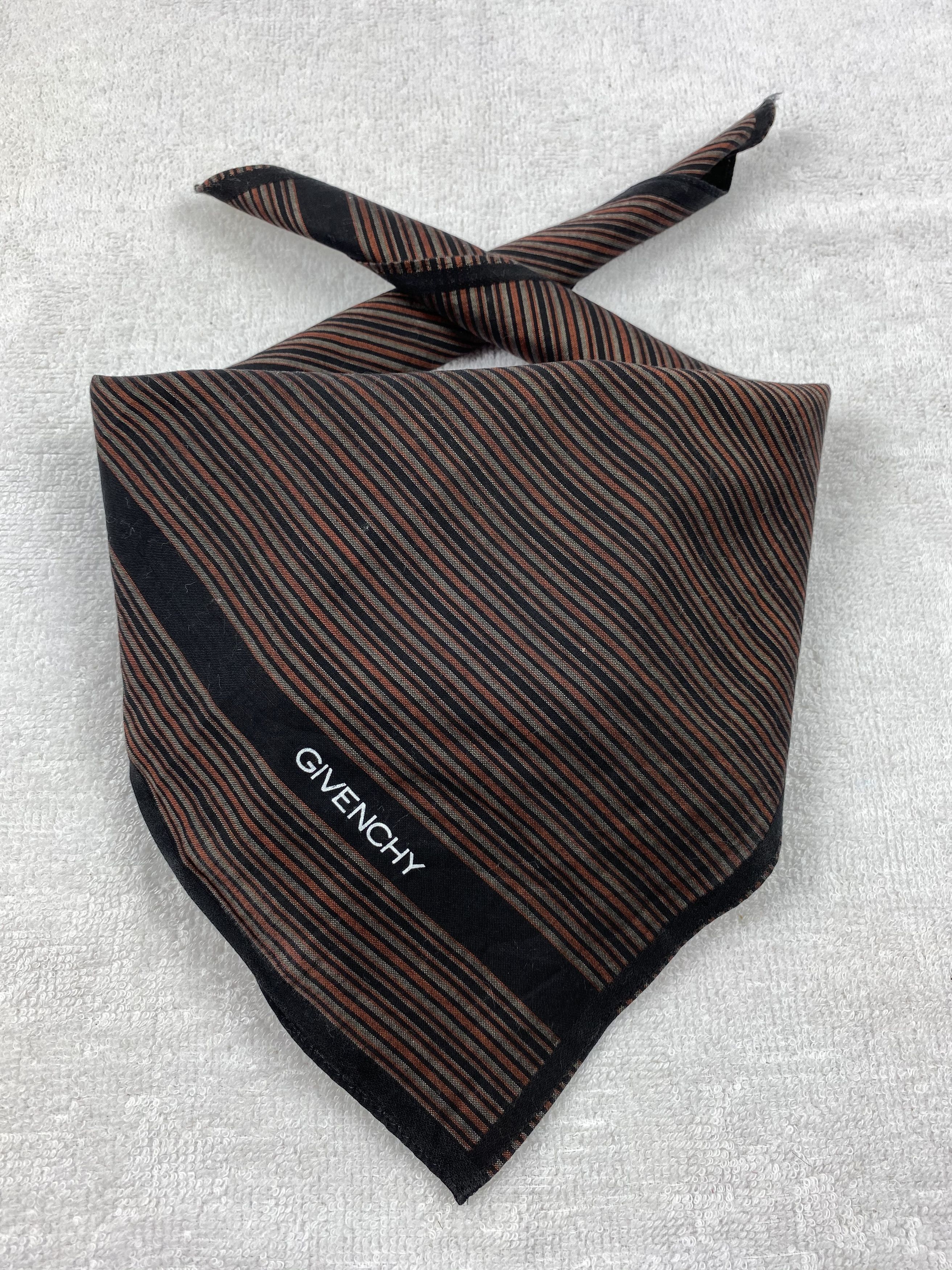 Vintage Givenchy Handkerchief / Bandana / Neckerchief Size ONE SIZE - 1 Thumbnail