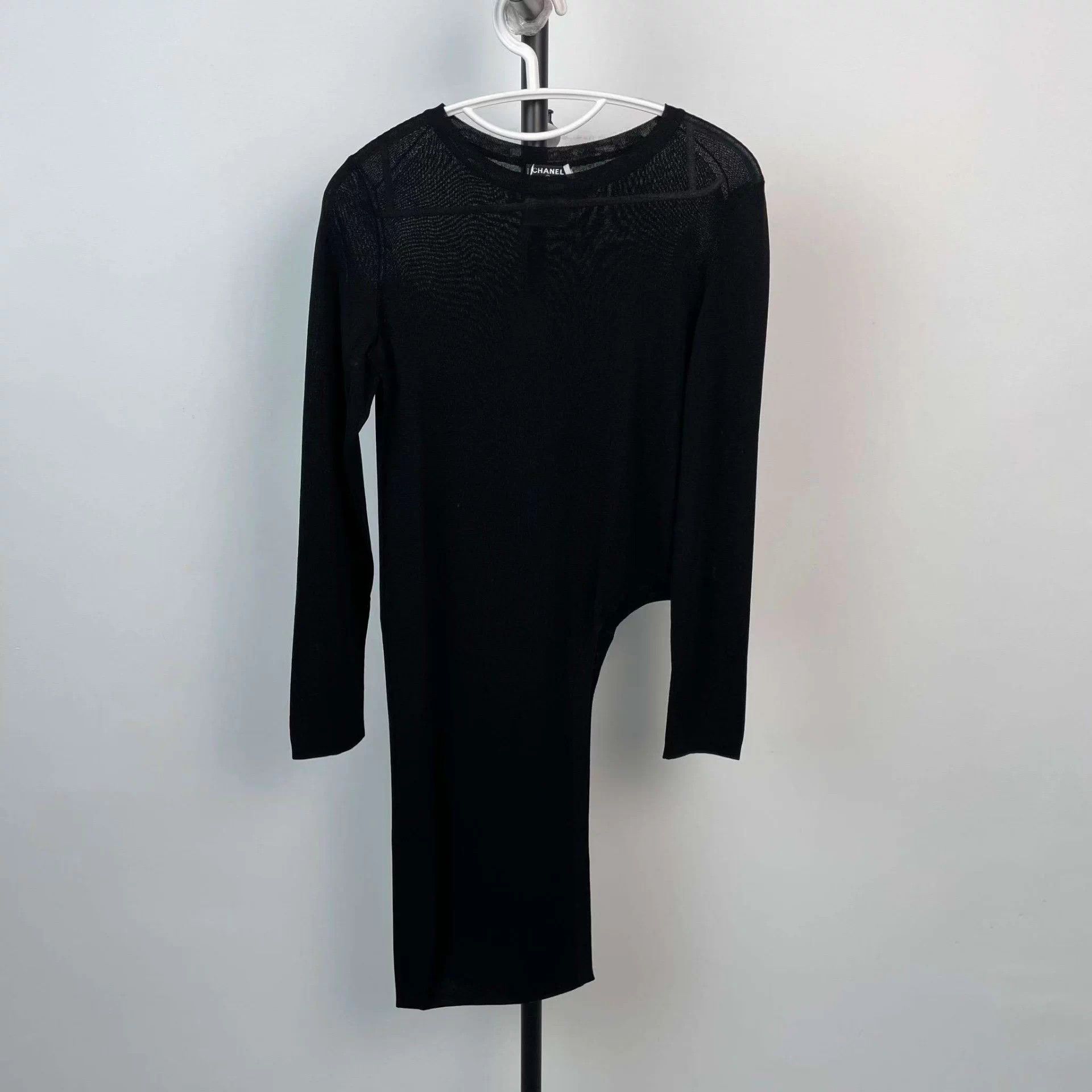 Chanel Chanel Women's Rayon Blouse 38 Black Size S / US 4 / IT 40 - 1 Thumbnail