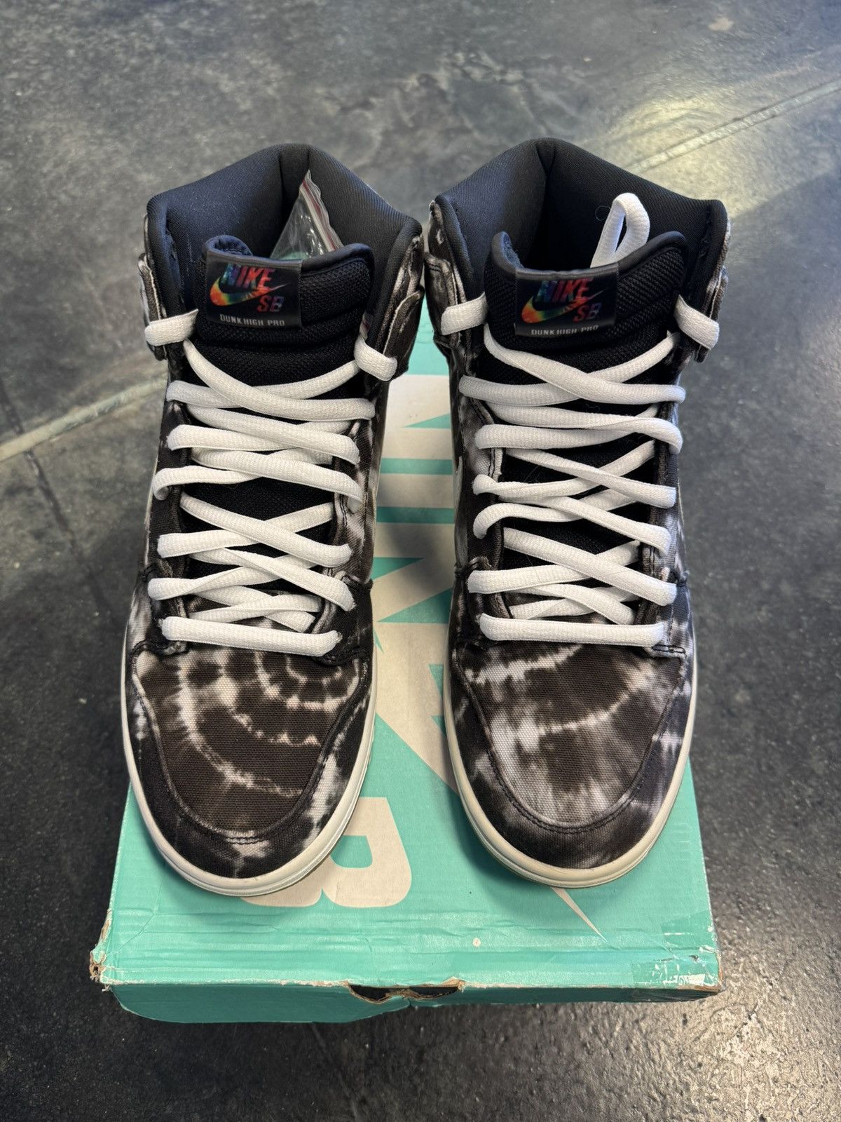 Nike SB Dunk High SB Tie Dye Size US 10.5 / EU 43-44 - 3 Thumbnail