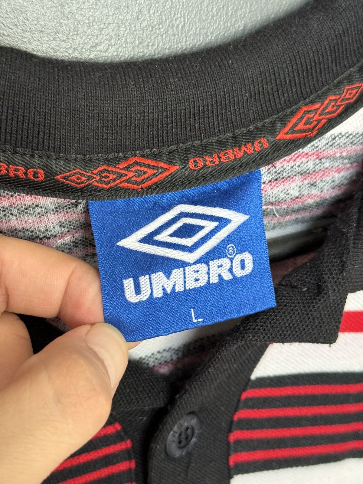 Umbro Vintage Manchester United Training Football Jersey T-Shirt Size US L / EU 52-54 / 3 - 8 Thumbnail