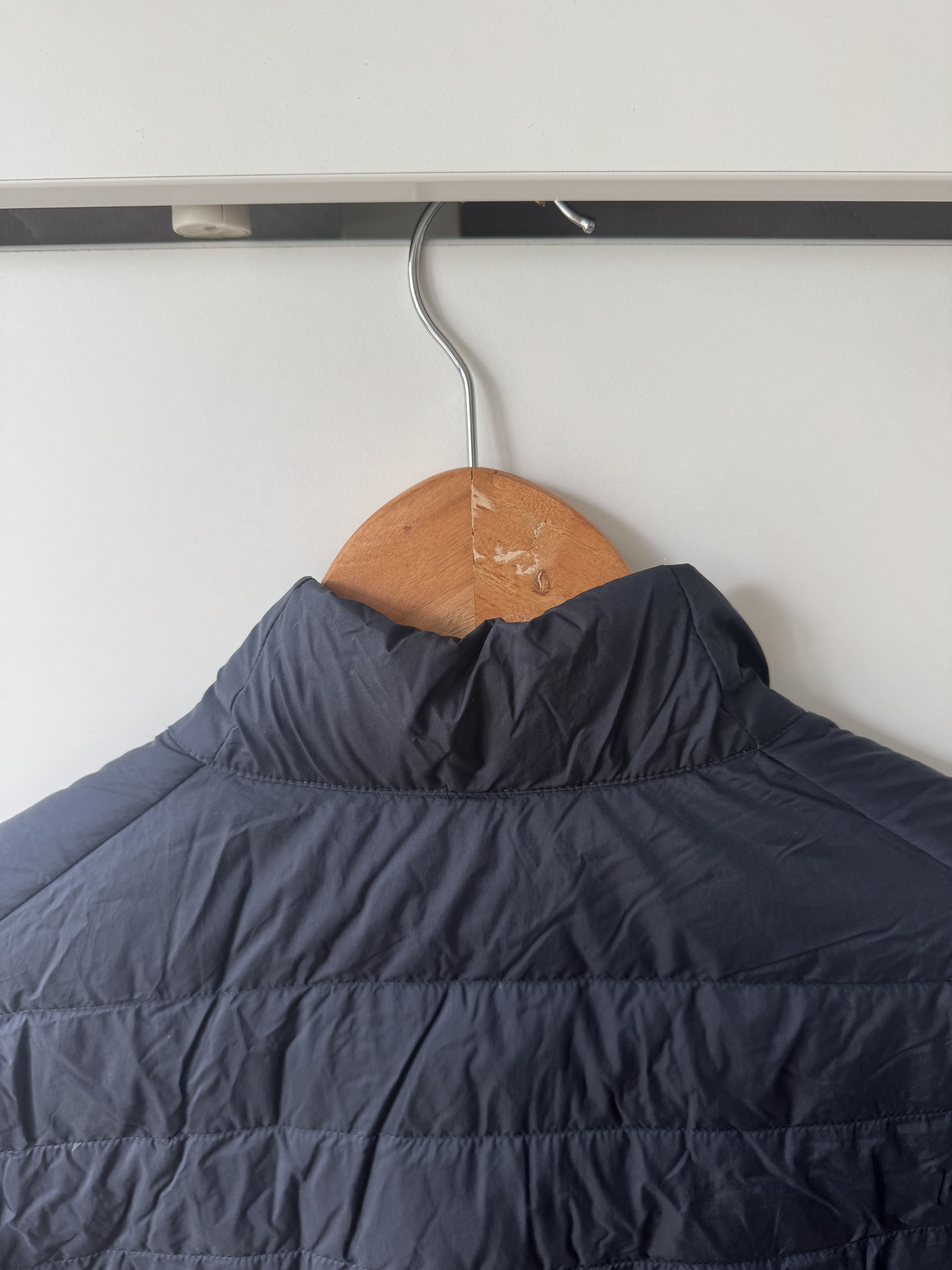 Uniqlo [M] Ultra Light Down Jacket in Navy Size US M / EU 48-50 / 2 - 4 Thumbnail