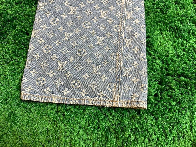 Louis Vuitton Louis Vuitton Flame graffiti embroidered jeans Size US 32 / EU 48 - 4 Thumbnail