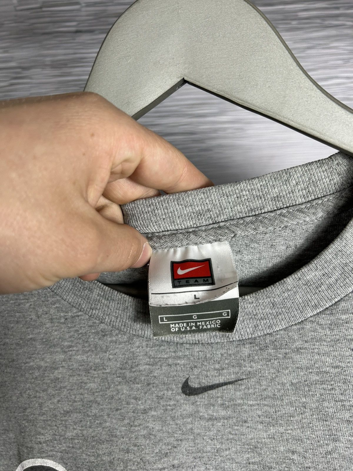 Nike Vintage Nike Chicago Home Of The White Socks T-Shirt Size L Size US L / EU 52-54 / 3 - 11 Thumbnail