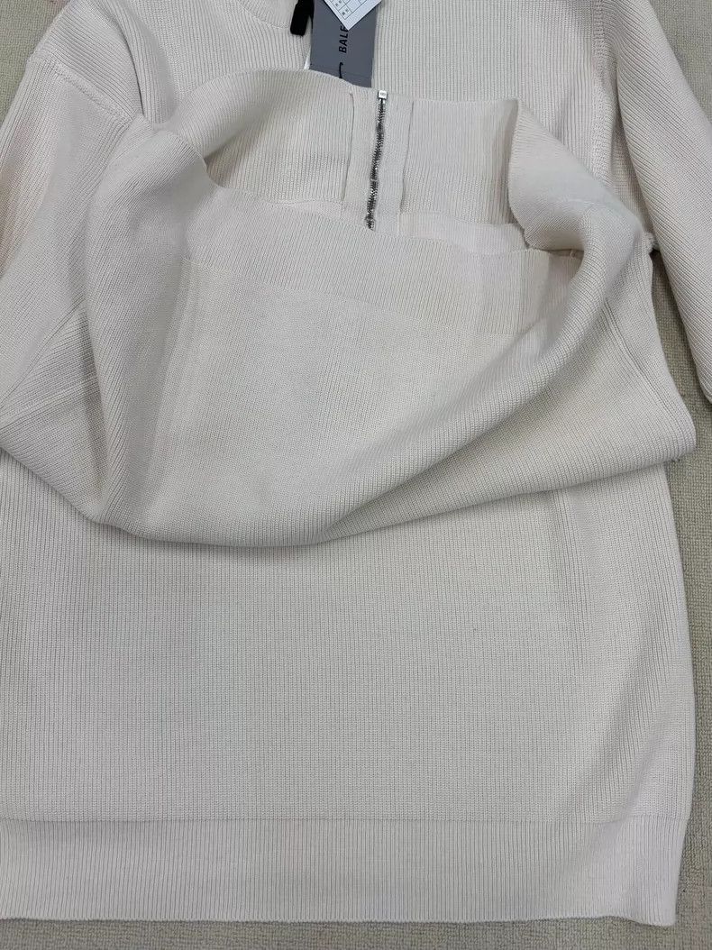 Balenciaga Balenciaga Logo letter-print drop-shoulder long-sleeve swe Size US XS / EU 42 / 0 - 5 Thumbnail