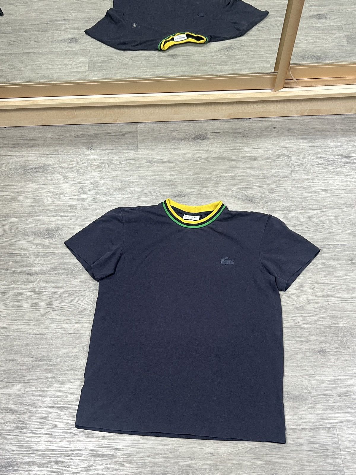Lacoste Lacoste Men's Ultra-Light Breathable T-Shirt Striped Neck Size US M / EU 48-50 / 2 - 1 Thumbnail