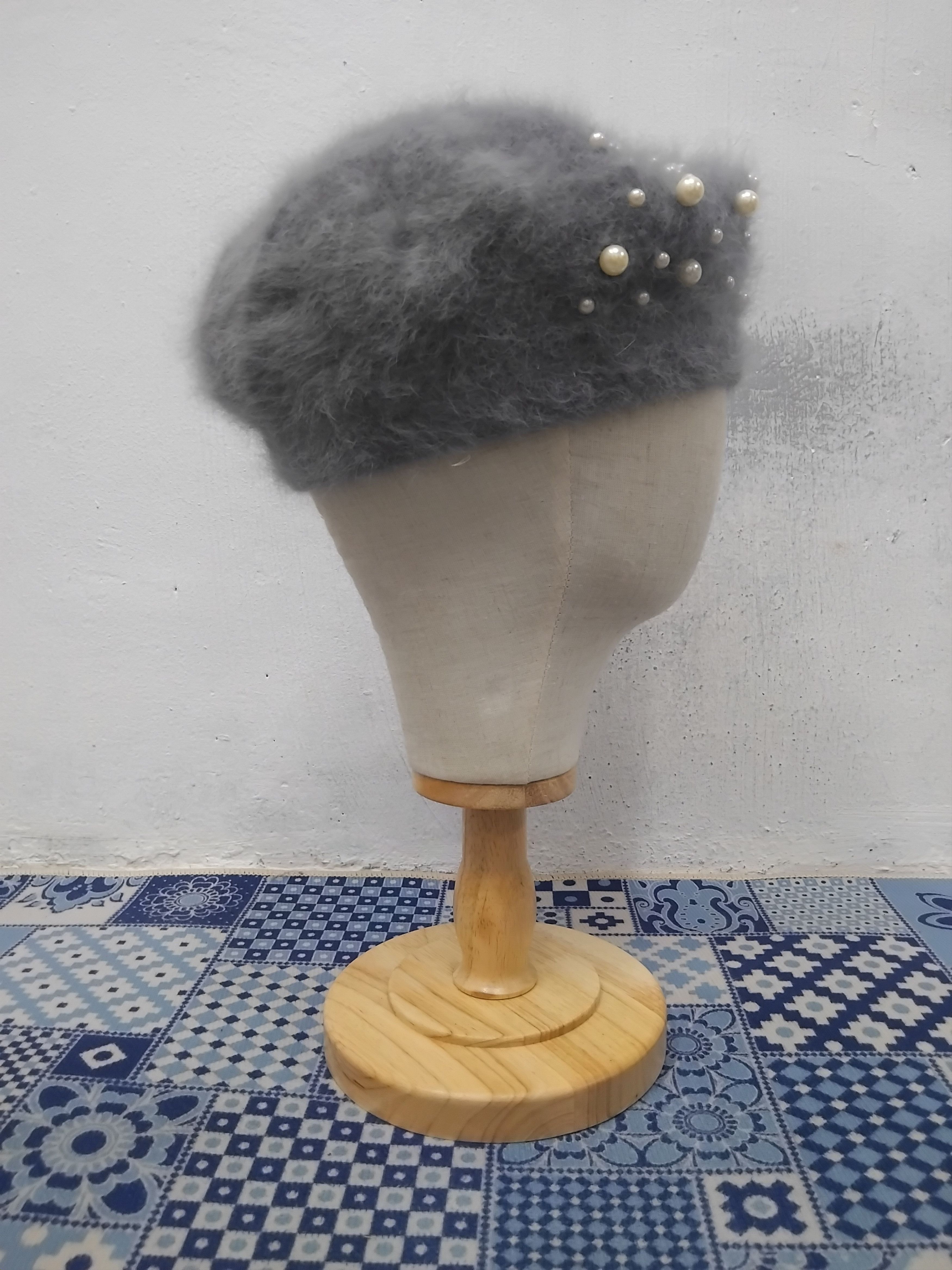 Japanese Brand Pearl grey colour barret Size ONE SIZE - 6 Thumbnail