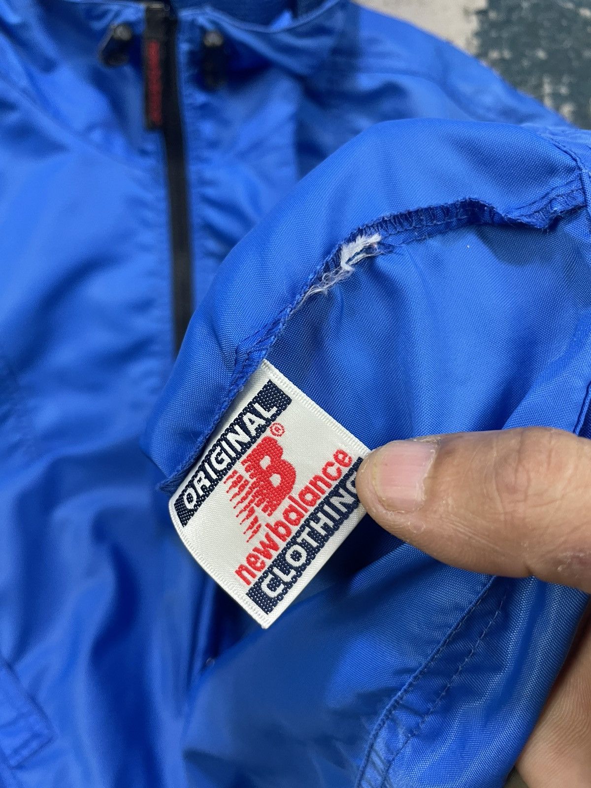New Balance Vtg New Balance Anorak Kangaroo Pocket Hooded Jacket Size US M / EU 48-50 / 2 - 13 Thumbnail