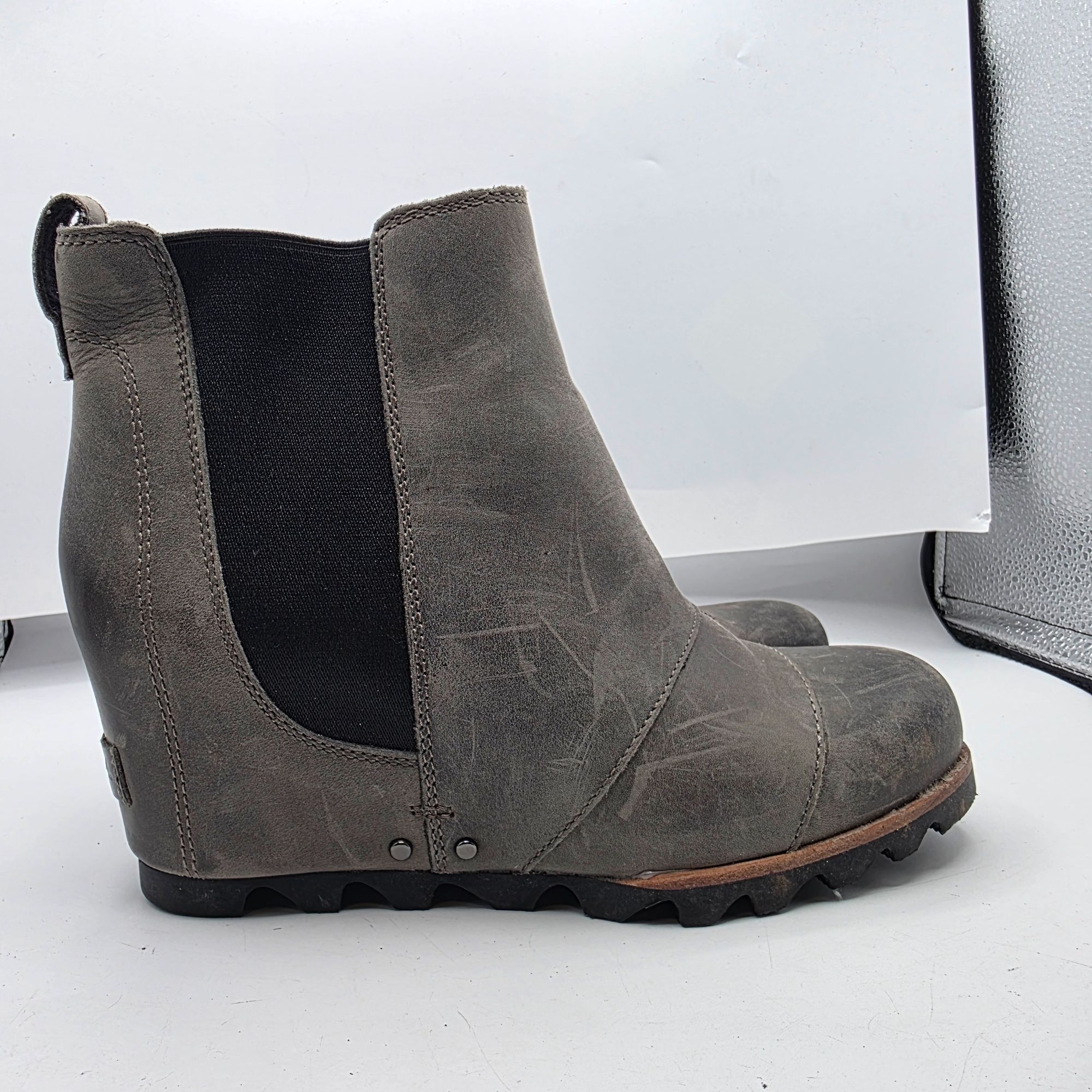 SOREL Sorel Lea Womens Size 8 Gray Wedge Chelsea Ankle Boots Going Size US 8 / IT 38 - 12 Thumbnail