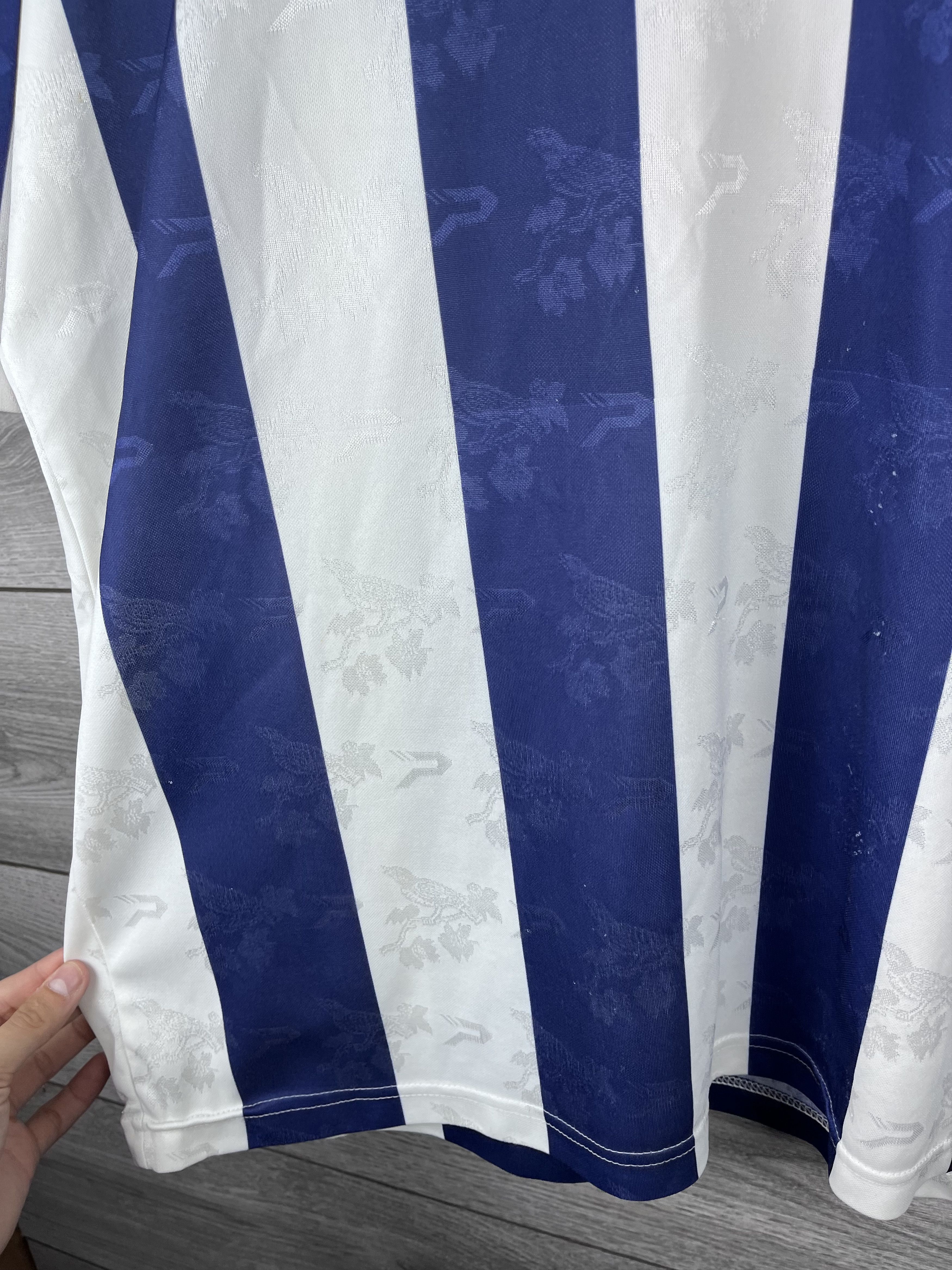Vintage Vintage soccer jersey West Bromwich Albion size Xl Size US XL / EU 56 / 4 - 13 Thumbnail